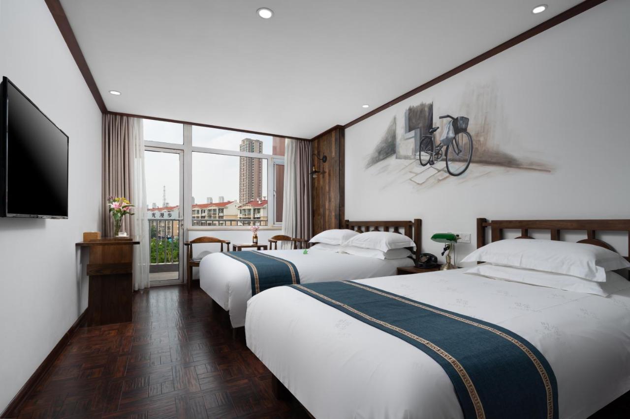 Nostalgia Hotel Near Tianjin Polar Ocean Word- Tianjin Fonte Joy World, 10 Minutes Drive Away From Tianjin Tanggu High-Speed Railway Station, Free Ice-Cream, Mineral Water, Snacks And Laundry Service, English Communication Well Exteriér fotografie