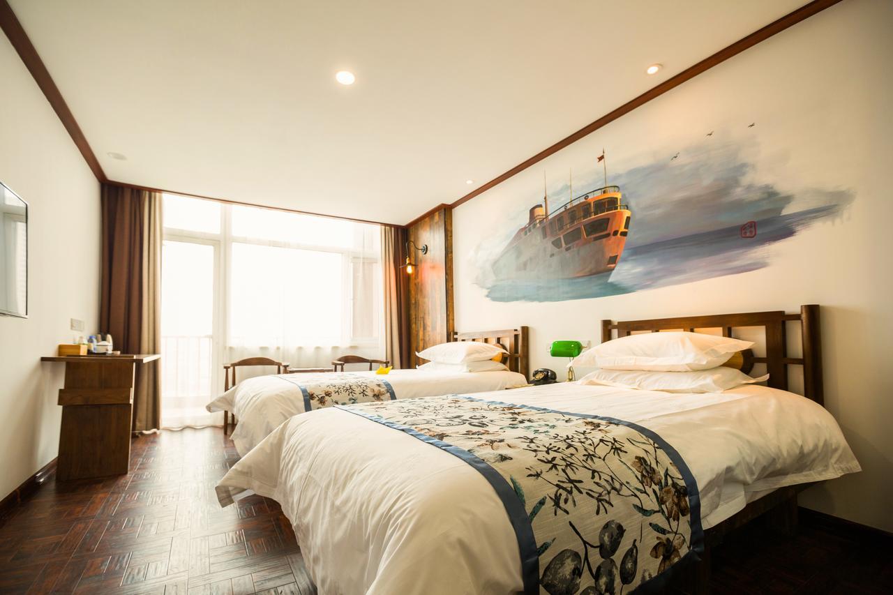 Nostalgia Hotel Near Tianjin Polar Ocean Word- Tianjin Fonte Joy World, 10 Minutes Drive Away From Tianjin Tanggu High-Speed Railway Station, Free Ice-Cream, Mineral Water, Snacks And Laundry Service, English Communication Well Exteriér fotografie