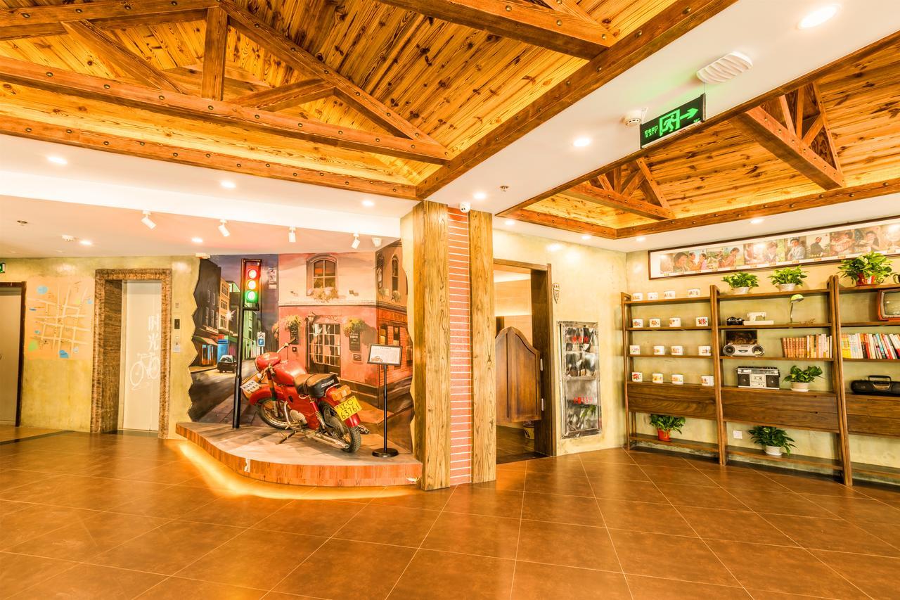 Nostalgia Hotel Near Tianjin Polar Ocean Word- Tianjin Fonte Joy World, 10 Minutes Drive Away From Tianjin Tanggu High-Speed Railway Station, Free Ice-Cream, Mineral Water, Snacks And Laundry Service, English Communication Well Exteriér fotografie