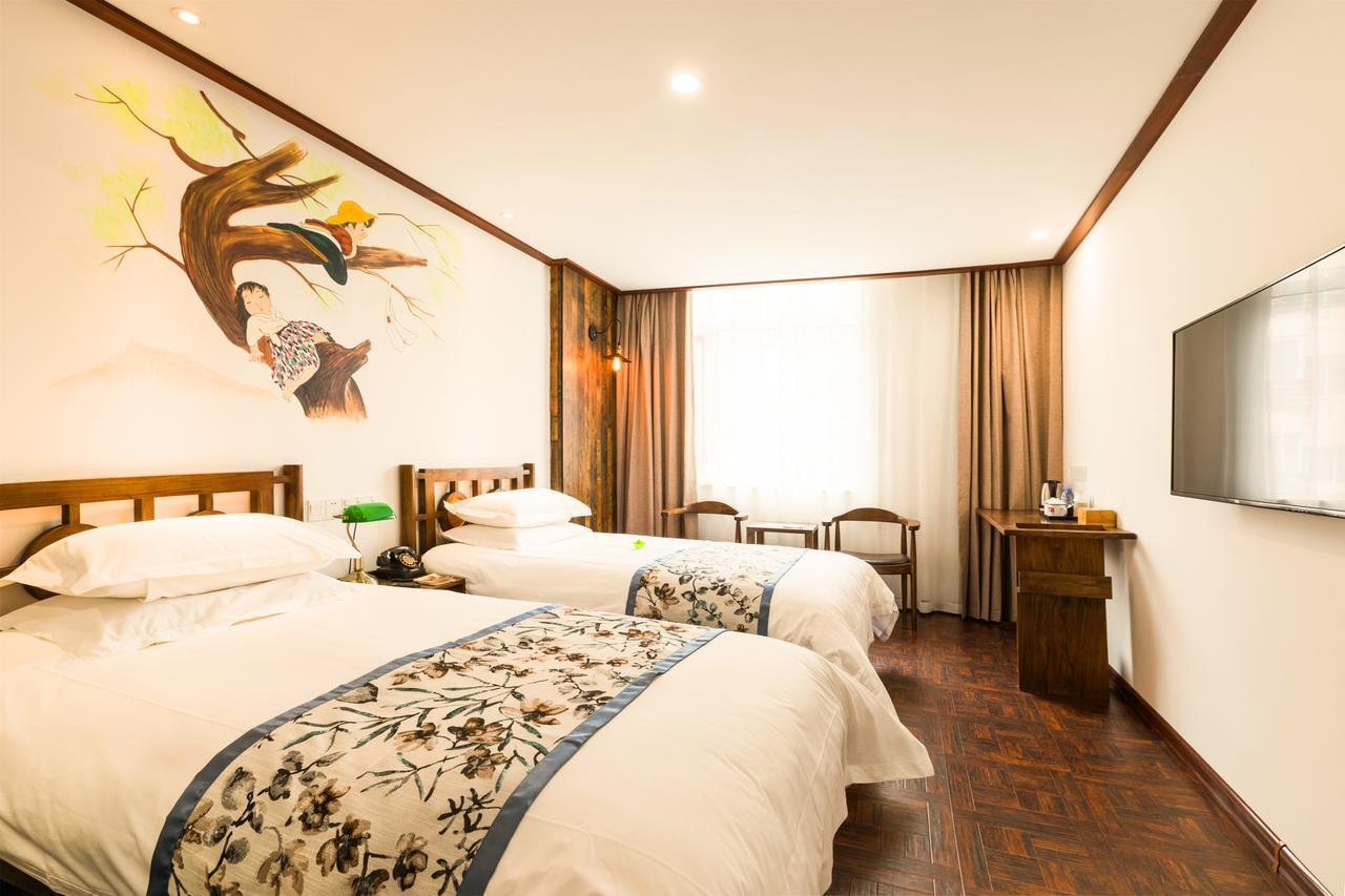 Nostalgia Hotel Near Tianjin Polar Ocean Word- Tianjin Fonte Joy World, 10 Minutes Drive Away From Tianjin Tanggu High-Speed Railway Station, Free Ice-Cream, Mineral Water, Snacks And Laundry Service, English Communication Well Exteriér fotografie