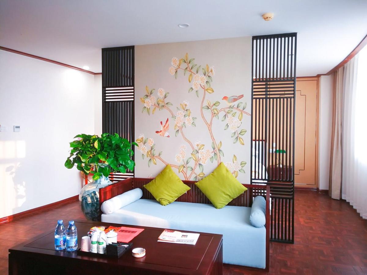 Nostalgia Hotel Near Tianjin Polar Ocean Word- Tianjin Fonte Joy World, 10 Minutes Drive Away From Tianjin Tanggu High-Speed Railway Station, Free Ice-Cream, Mineral Water, Snacks And Laundry Service, English Communication Well Exteriér fotografie