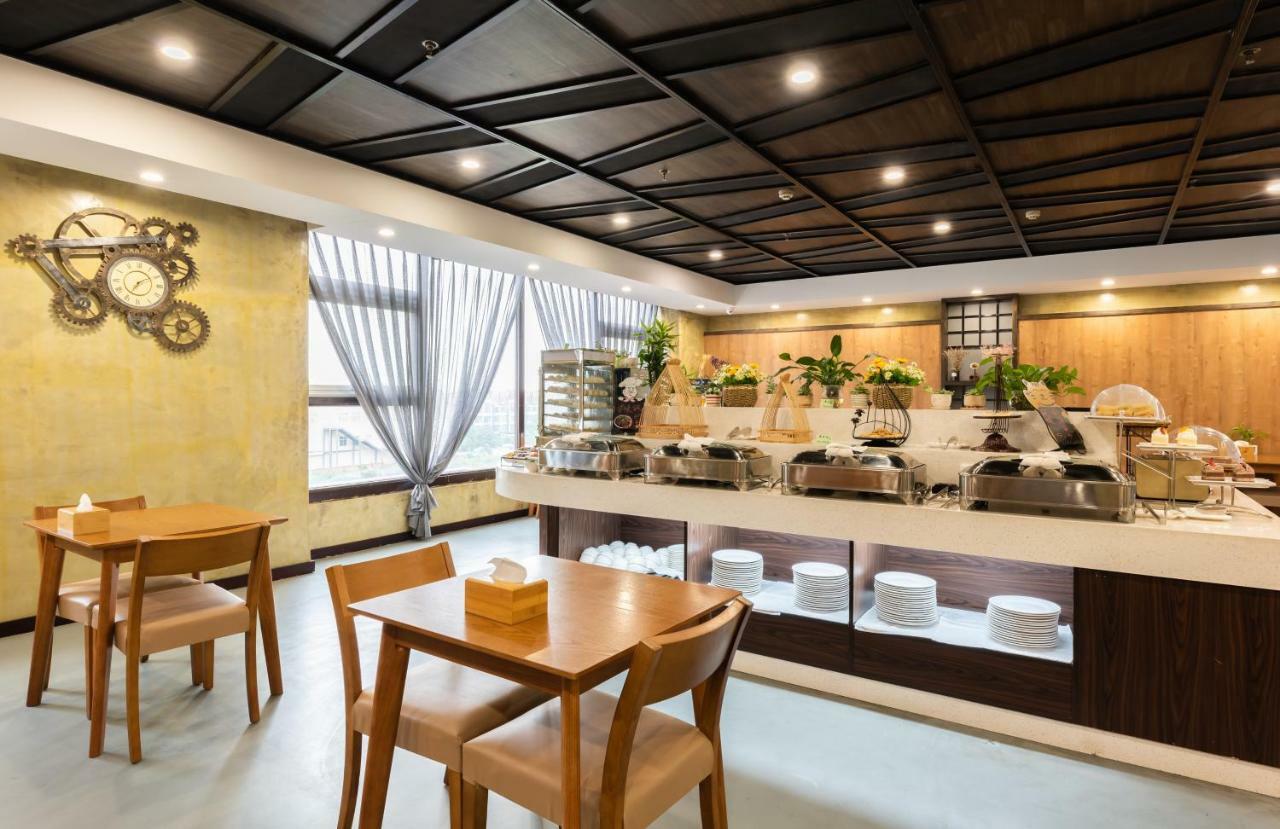 Nostalgia Hotel Near Tianjin Polar Ocean Word- Tianjin Fonte Joy World, 10 Minutes Drive Away From Tianjin Tanggu High-Speed Railway Station, Free Ice-Cream, Mineral Water, Snacks And Laundry Service, English Communication Well Exteriér fotografie